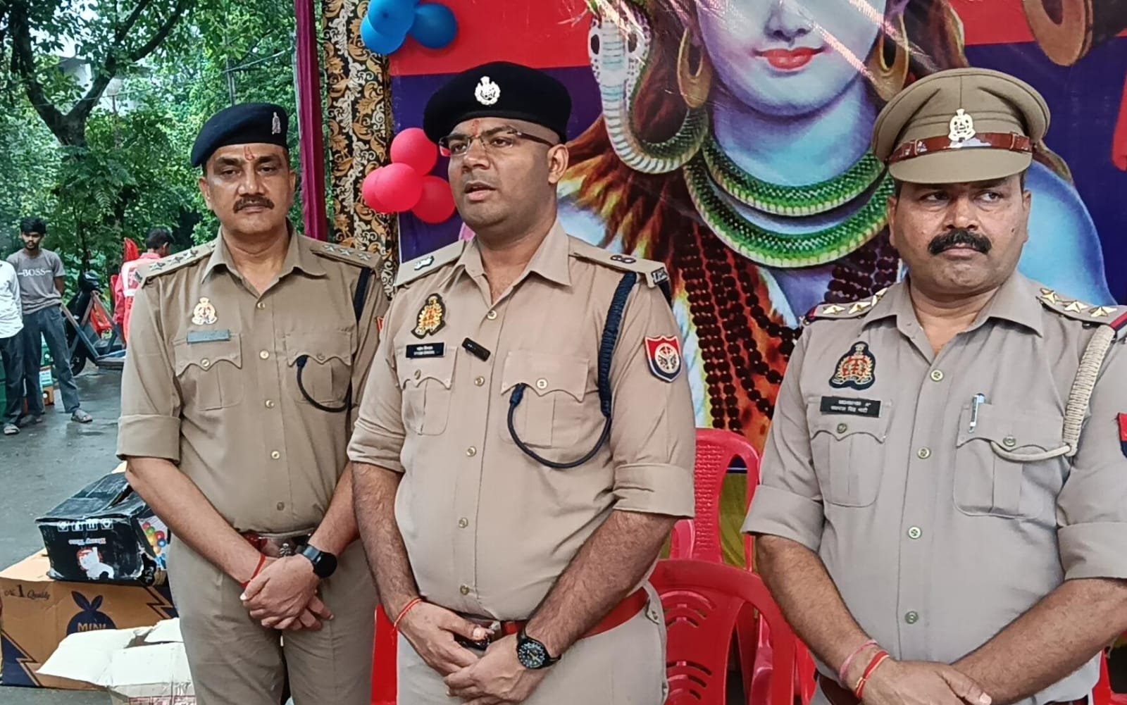भूतेश्वर महादेव मंदिर में कांवड़ यात्रा पर इंस्पेक्टर सतपाल ने संभाली कमान